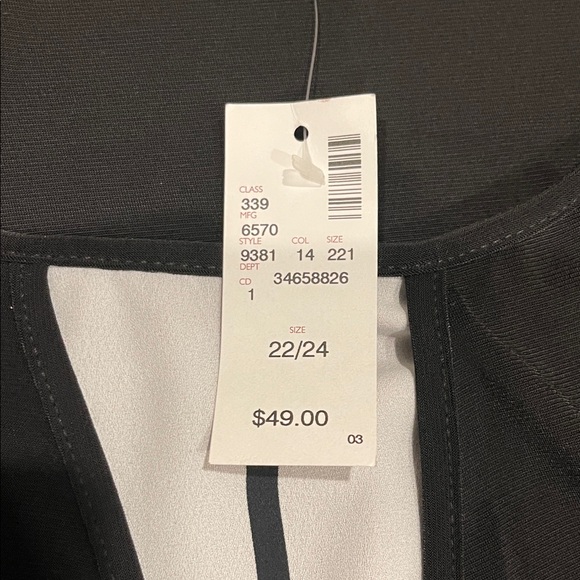 Avenue size 22/24 Elegant Black Women's Top NWT - Picture 6 of 6